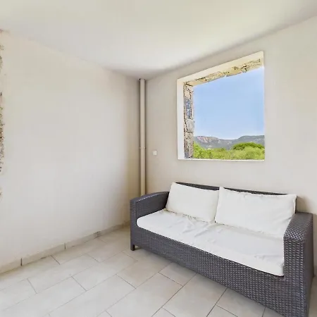 Salina-bay C18, 2 Bedroom *