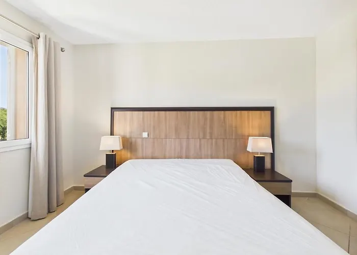 Διαμέρισμα Salina-bay C18, 2 Bedroom *