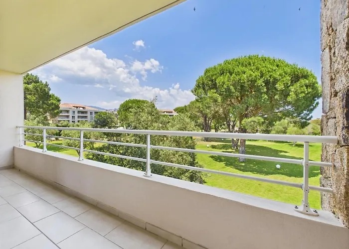 Salina-bay C18, 2 Bedroom Διαμέρισμα